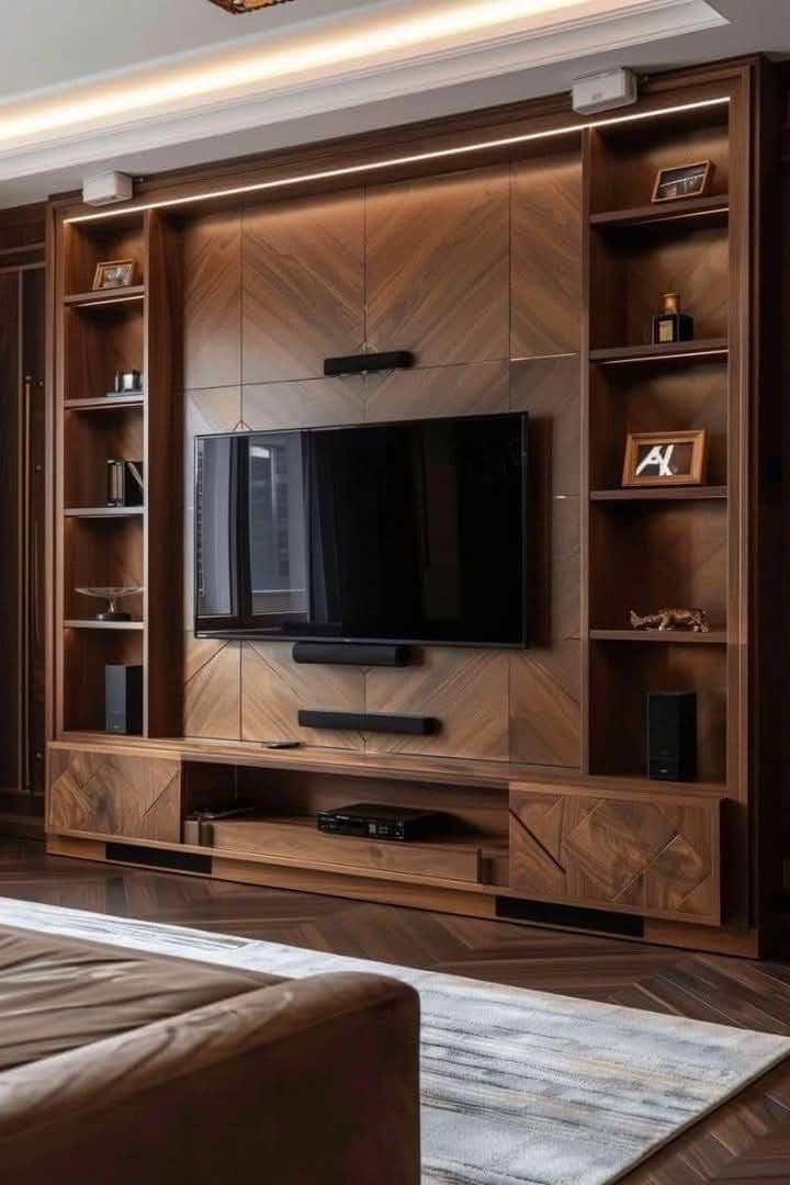 TV CONSOLE